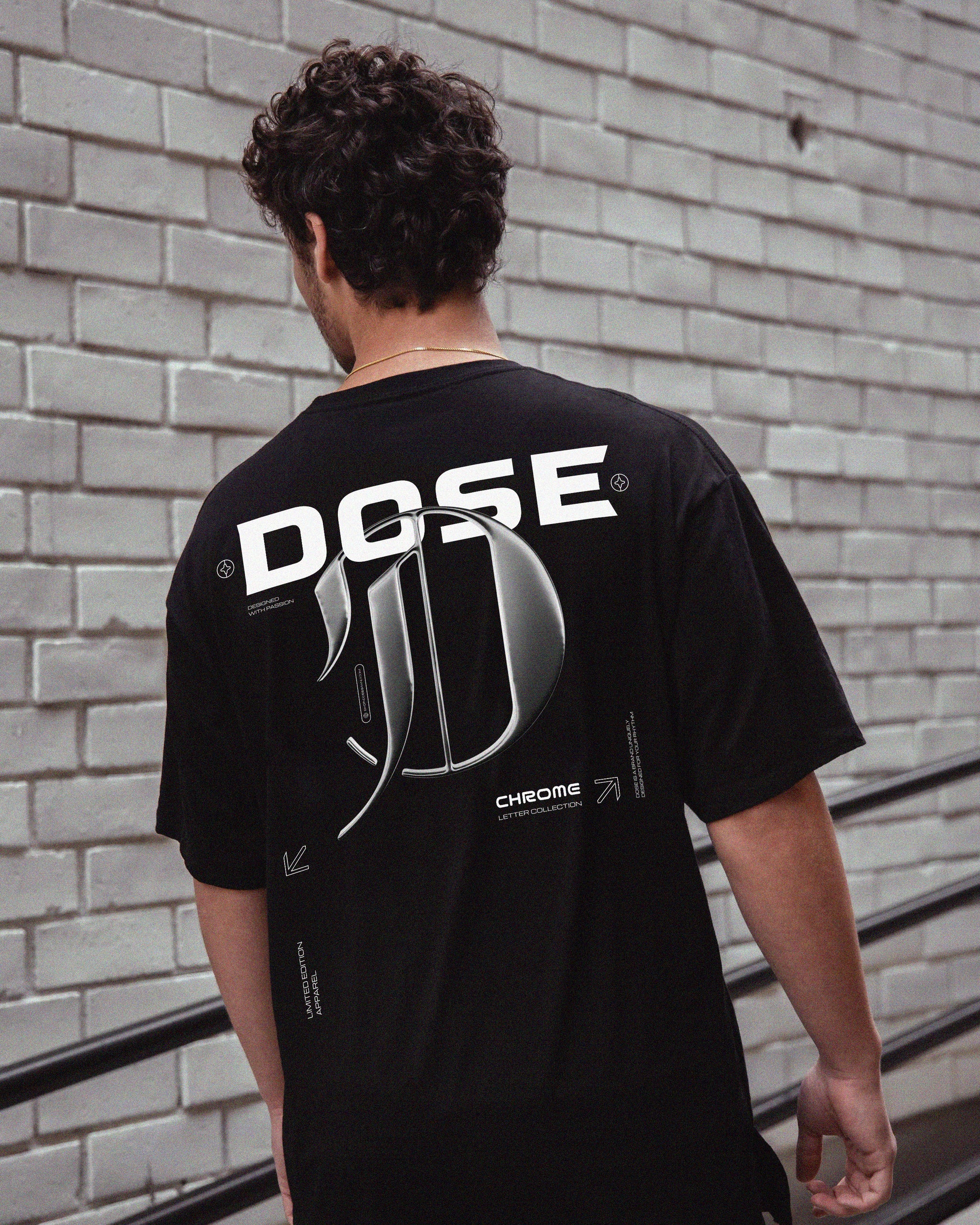 Chrome type-D - Men's Oversized T-Shirt